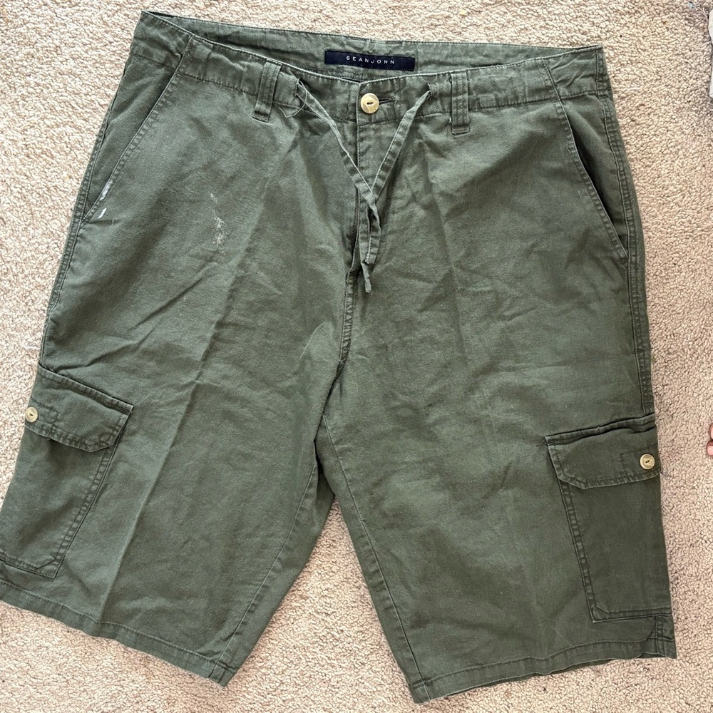 Sean John Thrashed Green Cargo Shorts